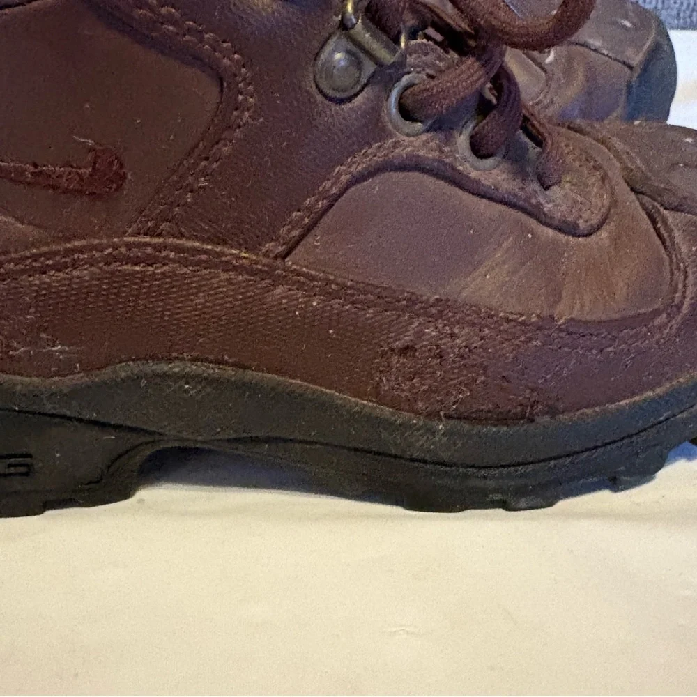 Vtg Nike ACG Leather Boots Kids 010507 UF Sz 11.5 C High Top Brown‎ Lace Up